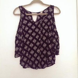 Mossimo Printed bell sleeves